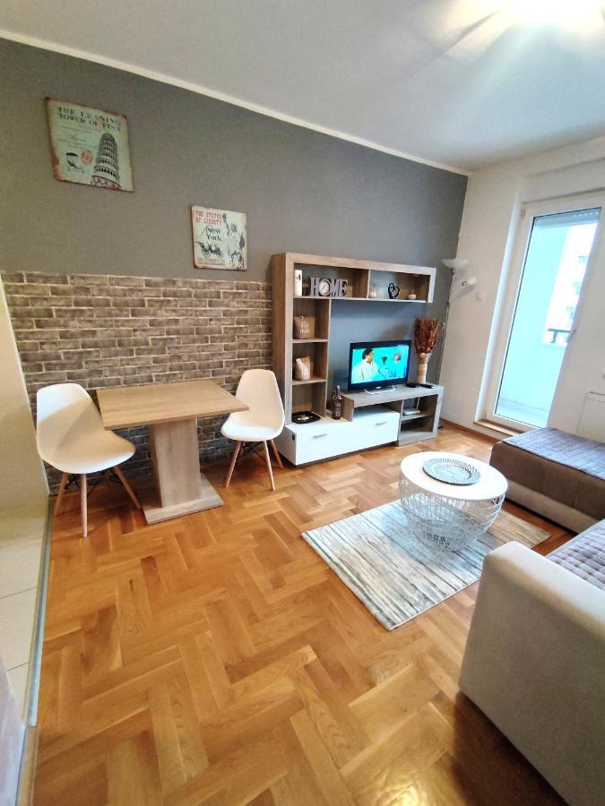 נובי סאד Nota Home מראה חיצוני תמונה