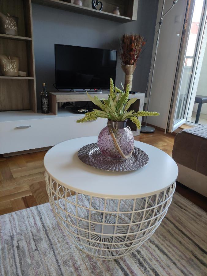 נובי סאד Nota Home מראה חיצוני תמונה